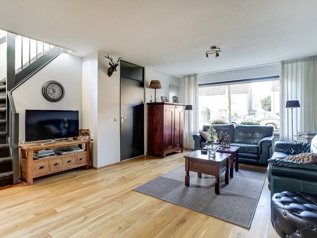 Houtwal 35, Zeewolde