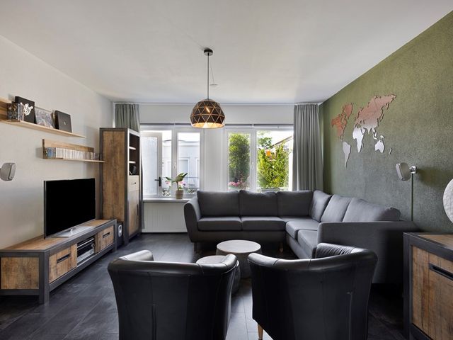 Van der Gaagstraat 69, 's-Gravenhage