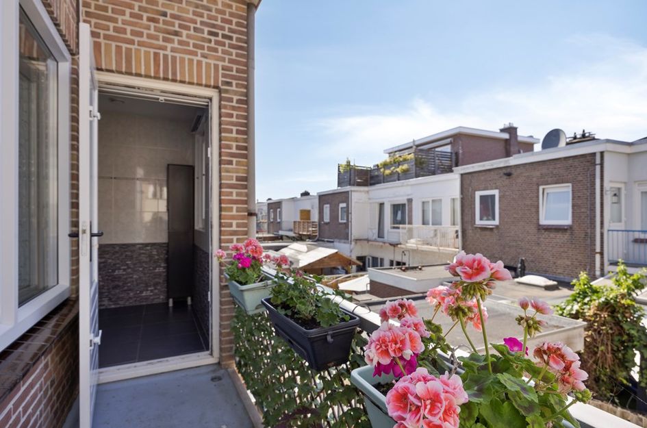Van der Gaagstraat 69