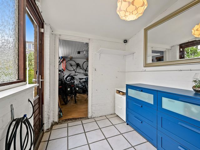 Churchilllaan 7, Delft