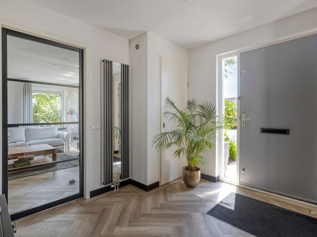 Linge Singel 28, Lienden