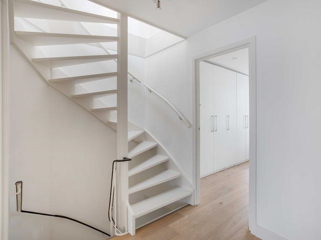 Nederhoven 30, Amsterdam