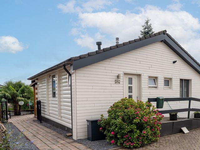 Vier Heultjes 103, Sprang-Capelle