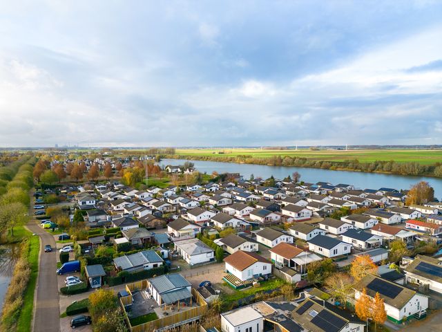 Vier Heultjes 103, Sprang-Capelle