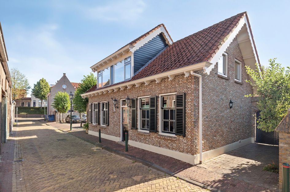 Oostelijke Achterweg 6