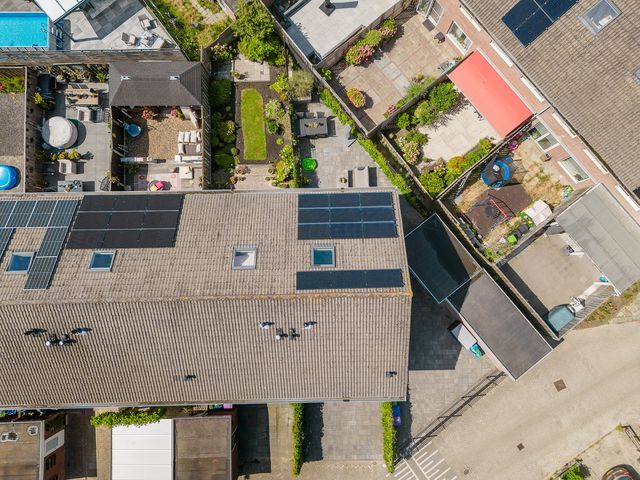 Snoekenveen 102, Spijkenisse