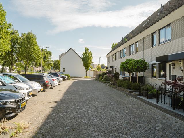 Hudsonpad 26, Spijkenisse