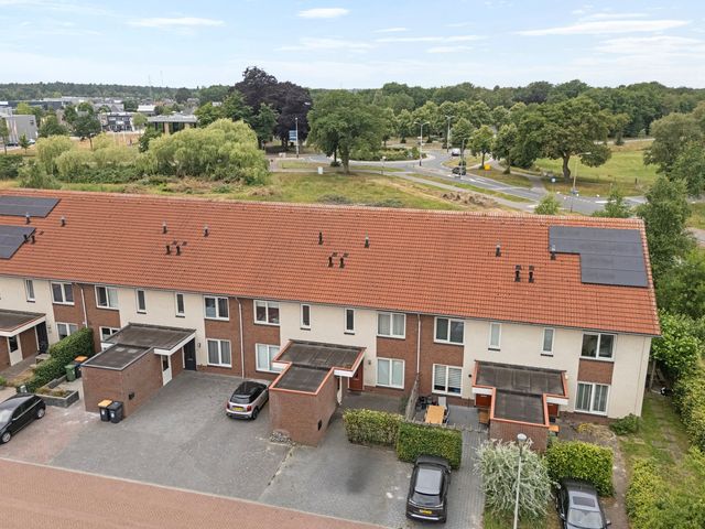 Moonenlaan 35, Hardenberg