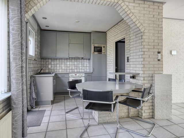 Reaumurstraat 11, Enschede