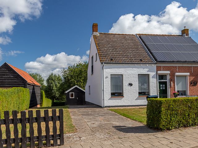 Zeedorp 10a, Ossenisse