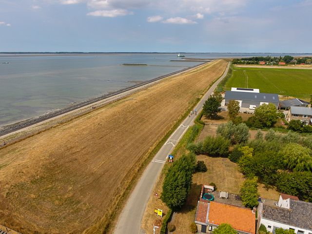Zeedorp 10a, Ossenisse
