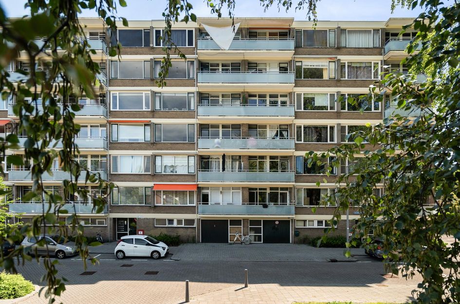 Van der Helmstraat 448