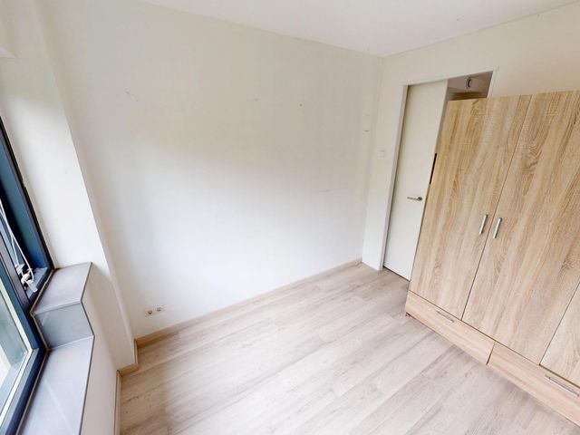 Zandsteen 17, Hoorn