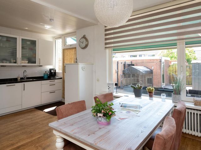 Lingestraat 6, Ridderkerk