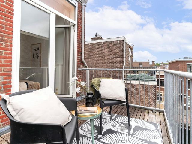 Loosduinseweg 1025B, 'S-Gravenhage