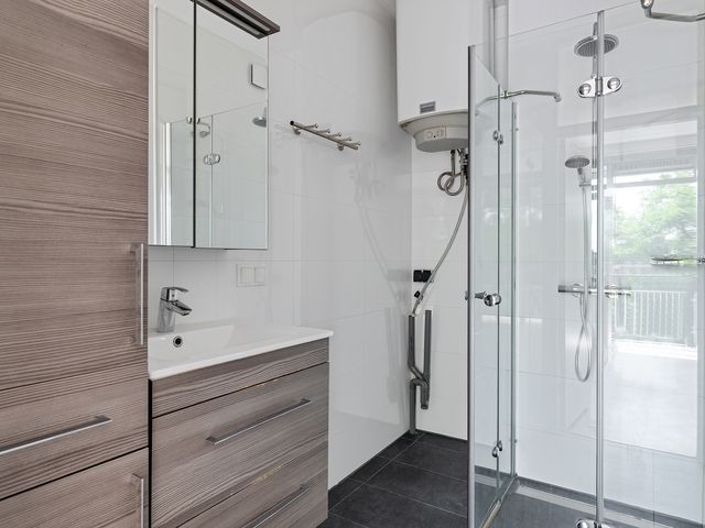 Julianaplein 64, Bussum