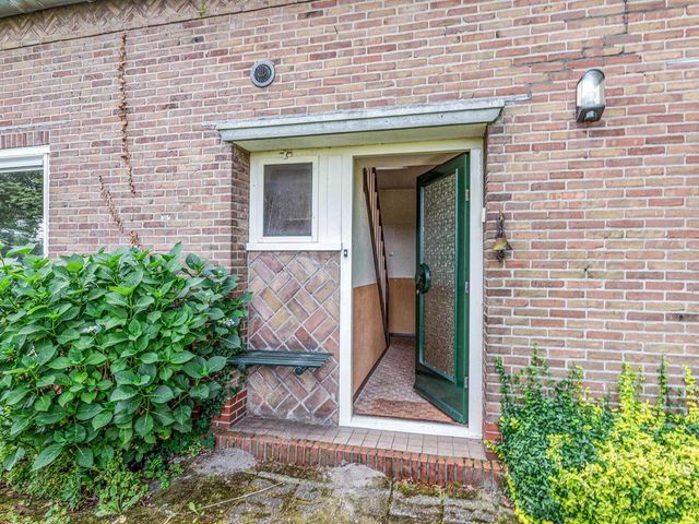 Binnenweg 12, Nijeholtpade