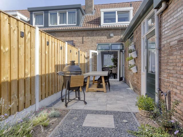 Spoorstraat 202, Roosendaal