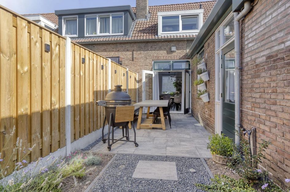 Spoorstraat 202