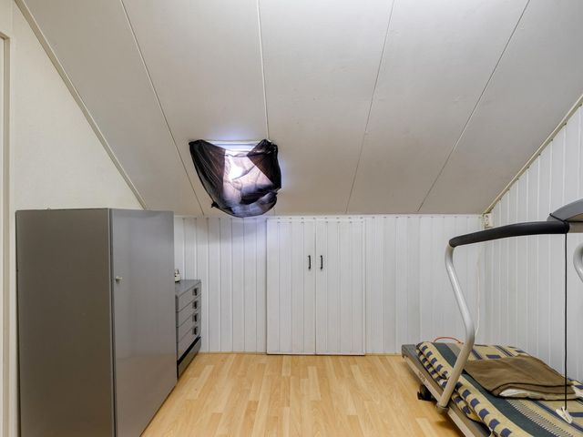 Van Lenneplaan 11, Roosendaal