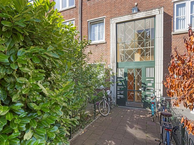 Johan Van Oldenbarneveltlaan 14B, Den Haag