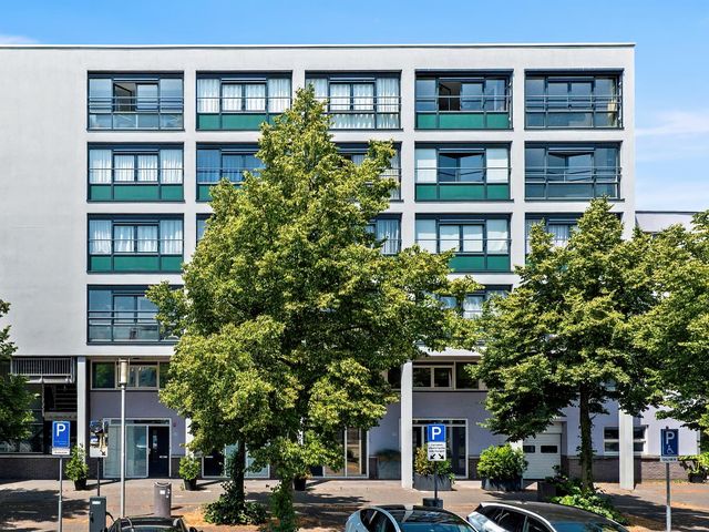 Cargadoorskade 84, Rotterdam