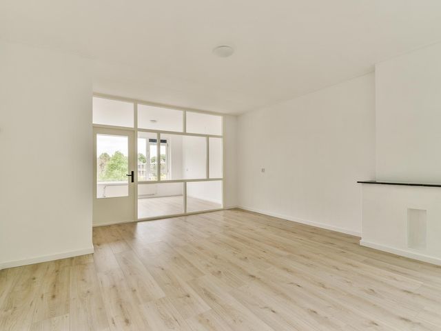 Vaarnerkamp 122, Rotterdam