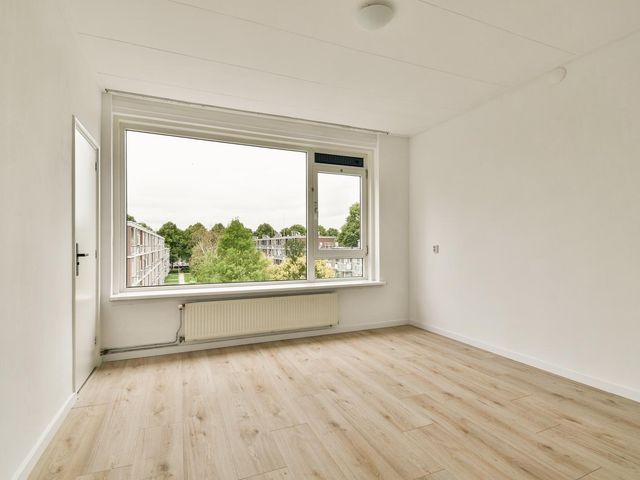 Vaarnerkamp 122, Rotterdam