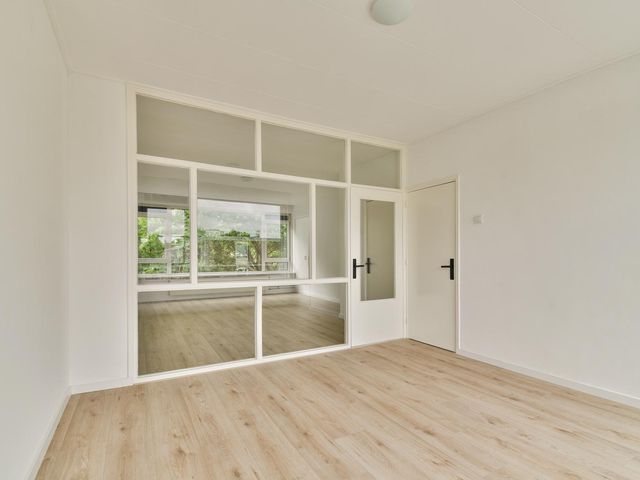 Vaarnerkamp 122, Rotterdam