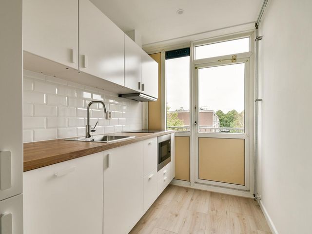 Vaarnerkamp 122, Rotterdam