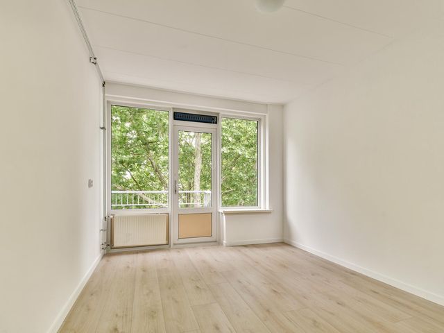 Vaarnerkamp 122, Rotterdam