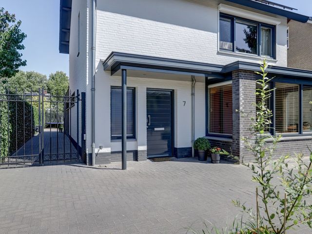Herman Gorterlaan 7, Bladel