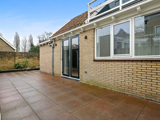 Burg Van Der Lelijkade 6, Maasland