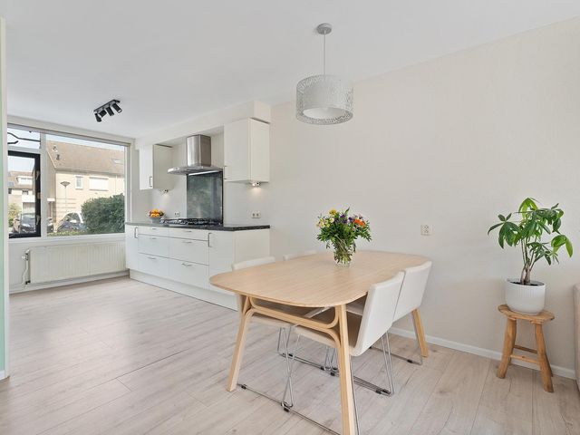 Lotusbloemweg 110, Almere