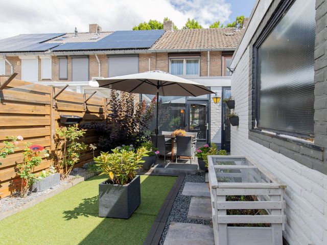 Jan Willenstraat 8, Geleen