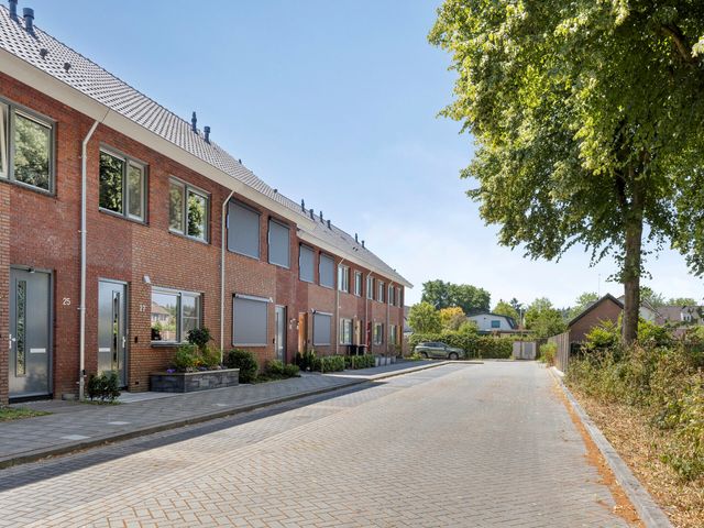 Het Middenpad 27, Loenen