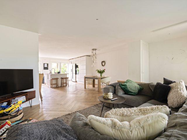 Contrabasweg 114, Almere