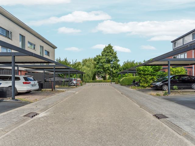 Woestduijnstraat 73, Almere