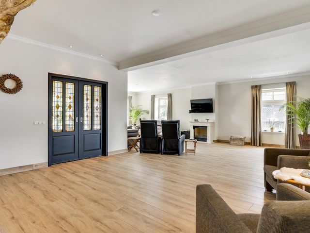 Onze Lieve Vrouwestraat 37-39 , Ospel