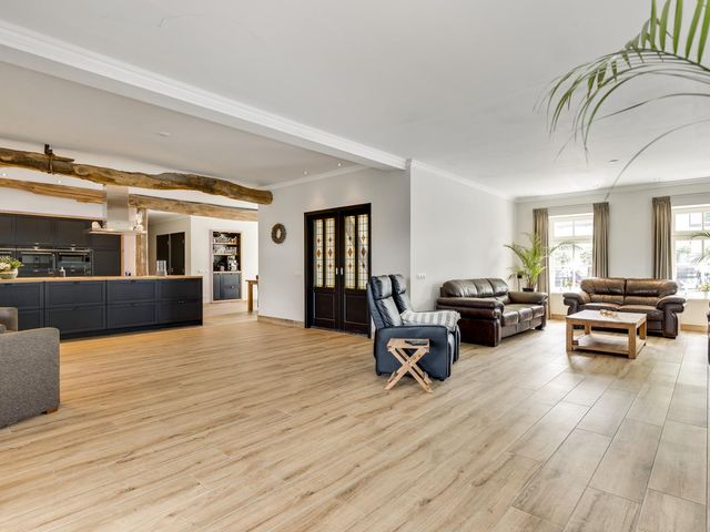 Onze Lieve Vrouwestraat 37-39 , Ospel