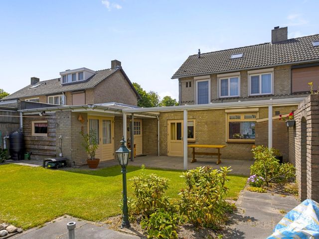 Lariksweg 4, Langenboom
