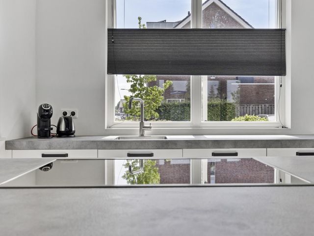 De Hooimijt 42, Made