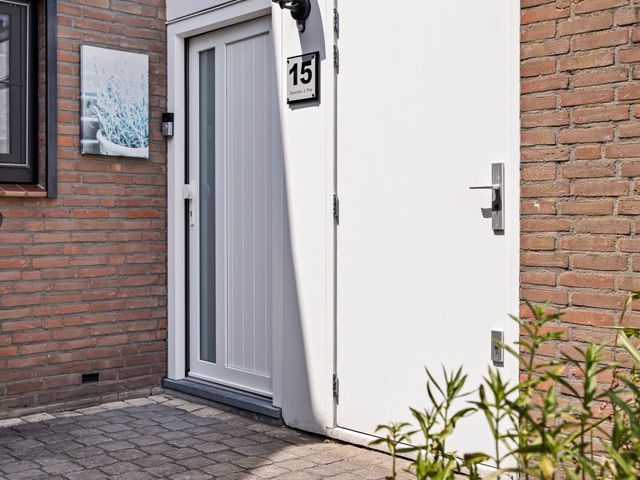 Valkenhof 15, Made