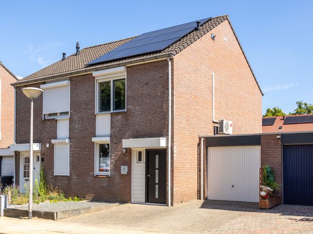 Paulus Potterstraat 16, Sittard