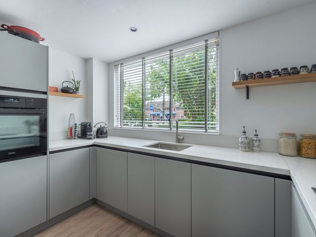 Bovenmaatweg 388, Huizen