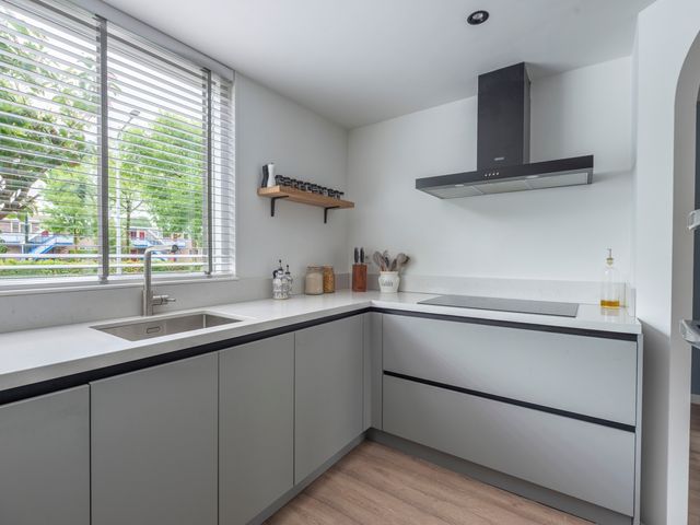 Bovenmaatweg 388, Huizen