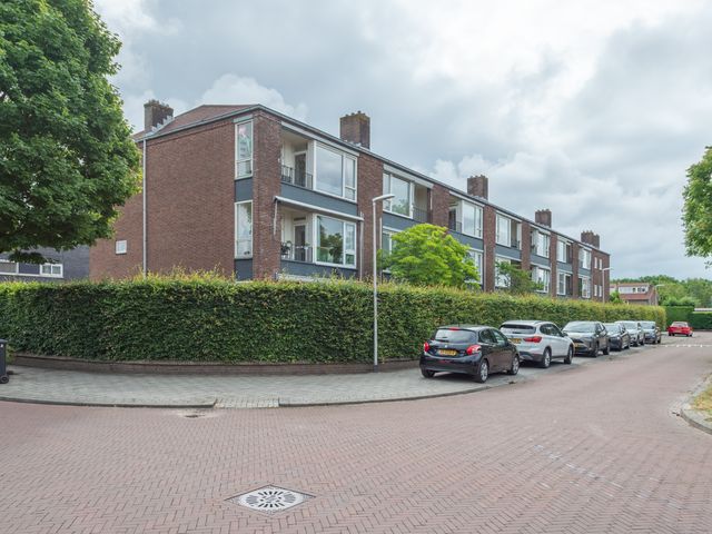 Piet Heinlaan 2, Bussum