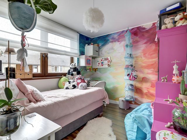 Troelstrastraat 29, Strijen