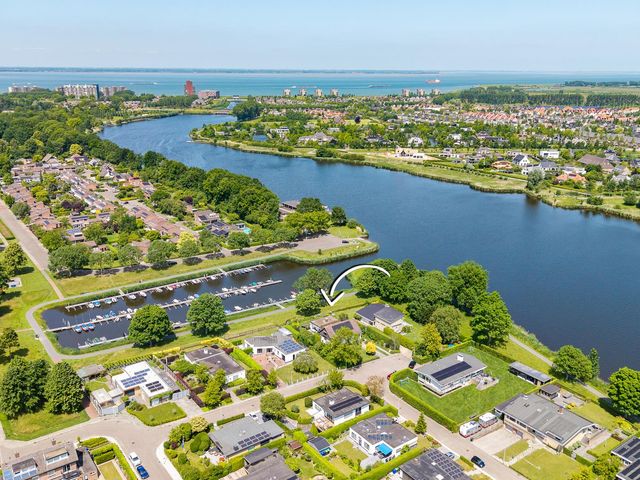 Langs de Kreek 8, Terneuzen