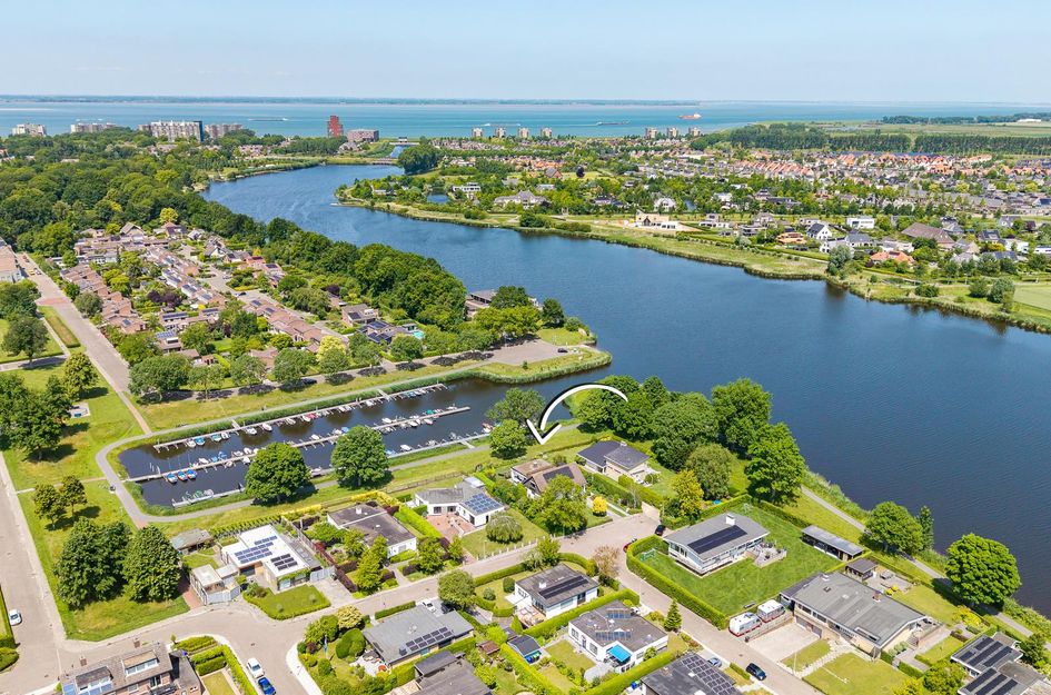 Langs de Kreek 8
